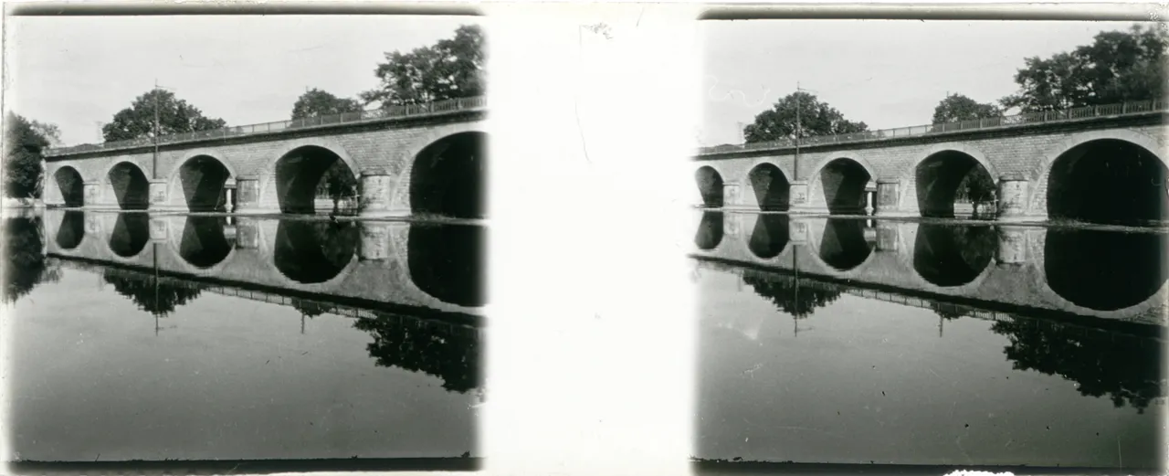 BL099.jpg