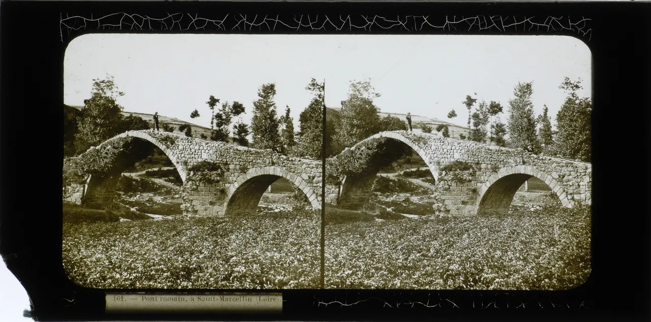 Mag2396.jpg