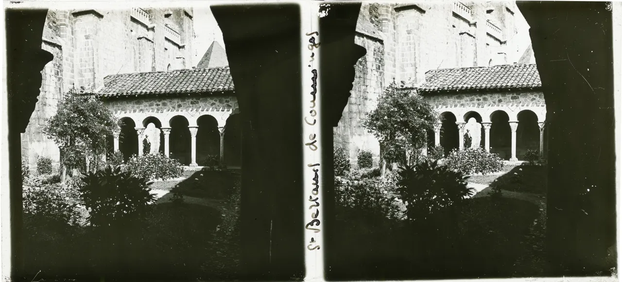Mag2260.jpg