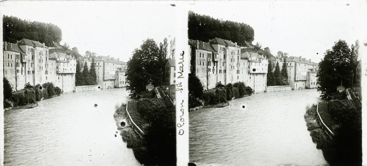 Mag2261.jpg