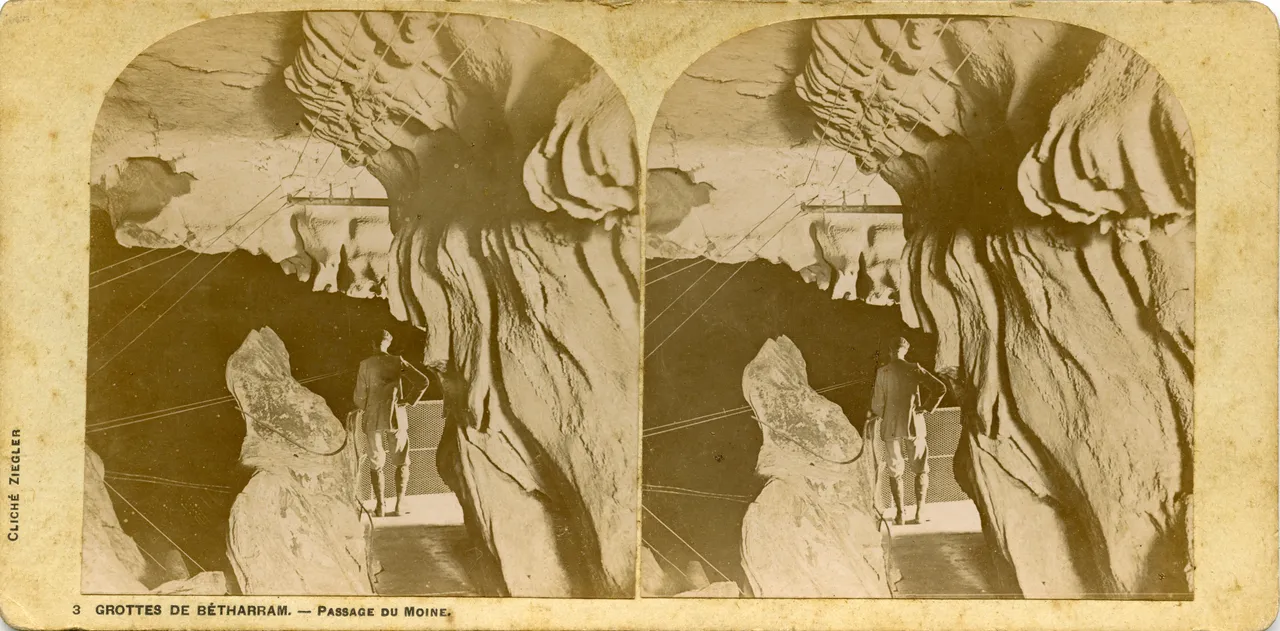 Mag0695.jpg