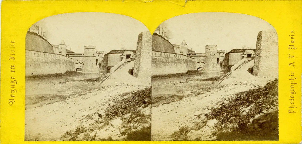 Mag0823.jpg