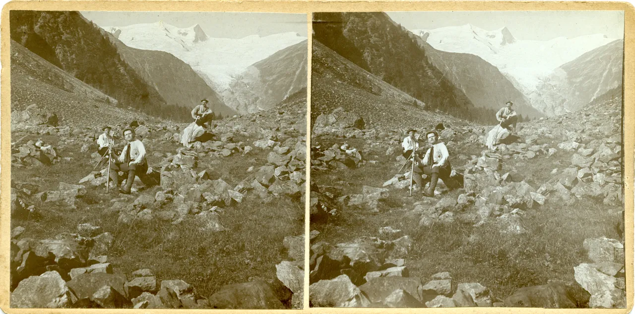 Mag0983.jpg