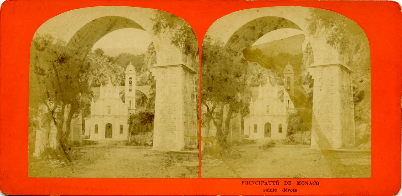 Mag1085.jpg