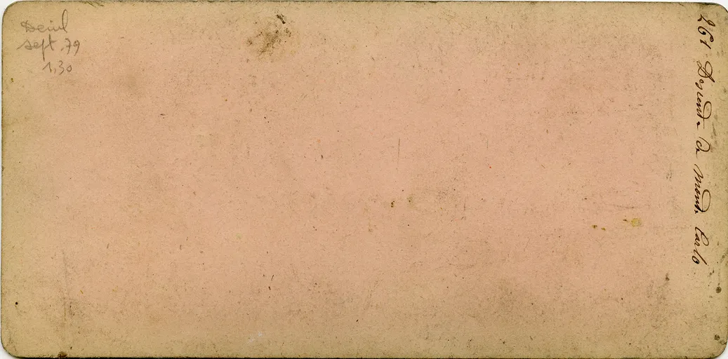 Mag1086.jpg