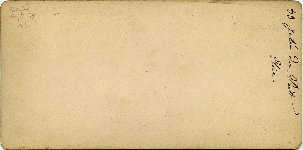 Mag1101.jpg