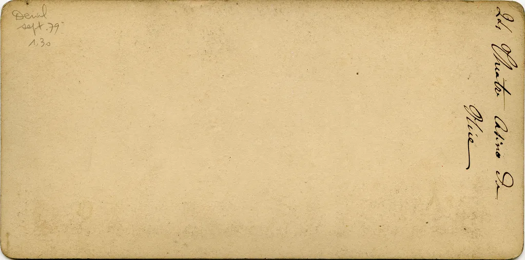 Mag1104.jpg