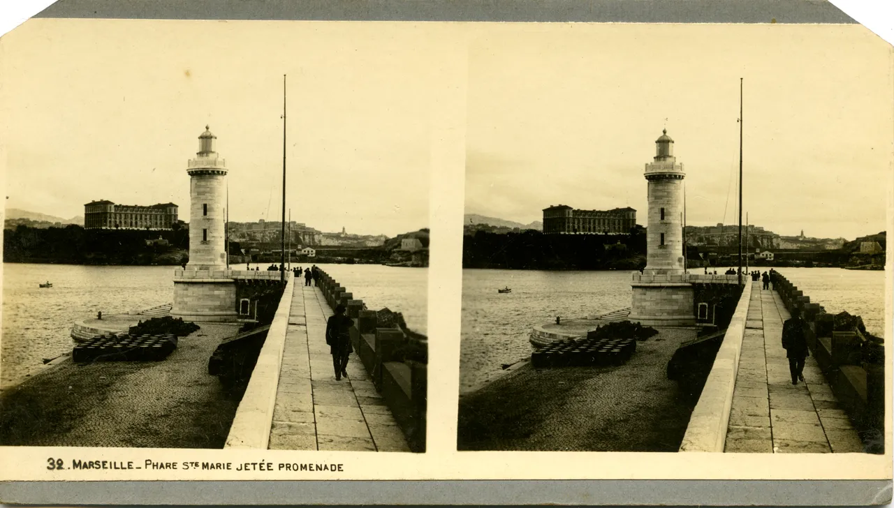 Mag1246.jpg