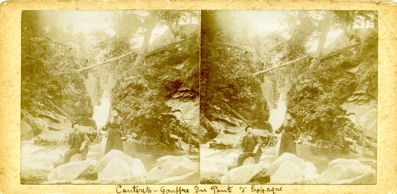 MAG3714.jpg
