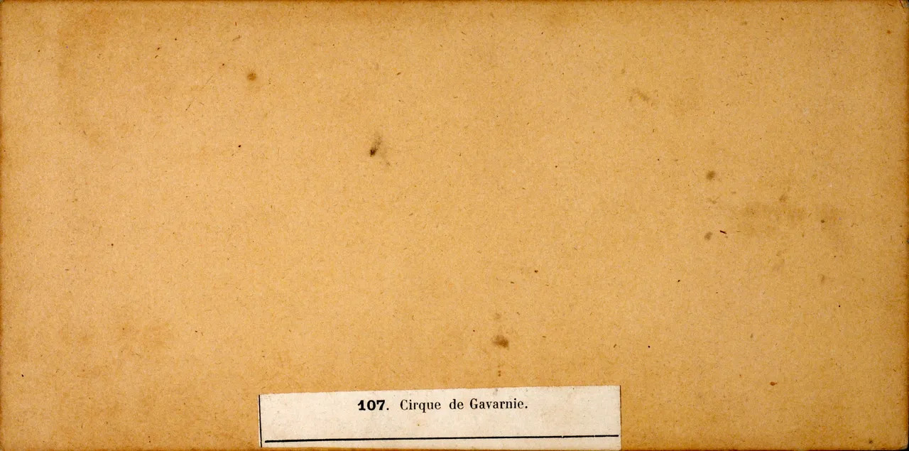 Mag6240.JPG