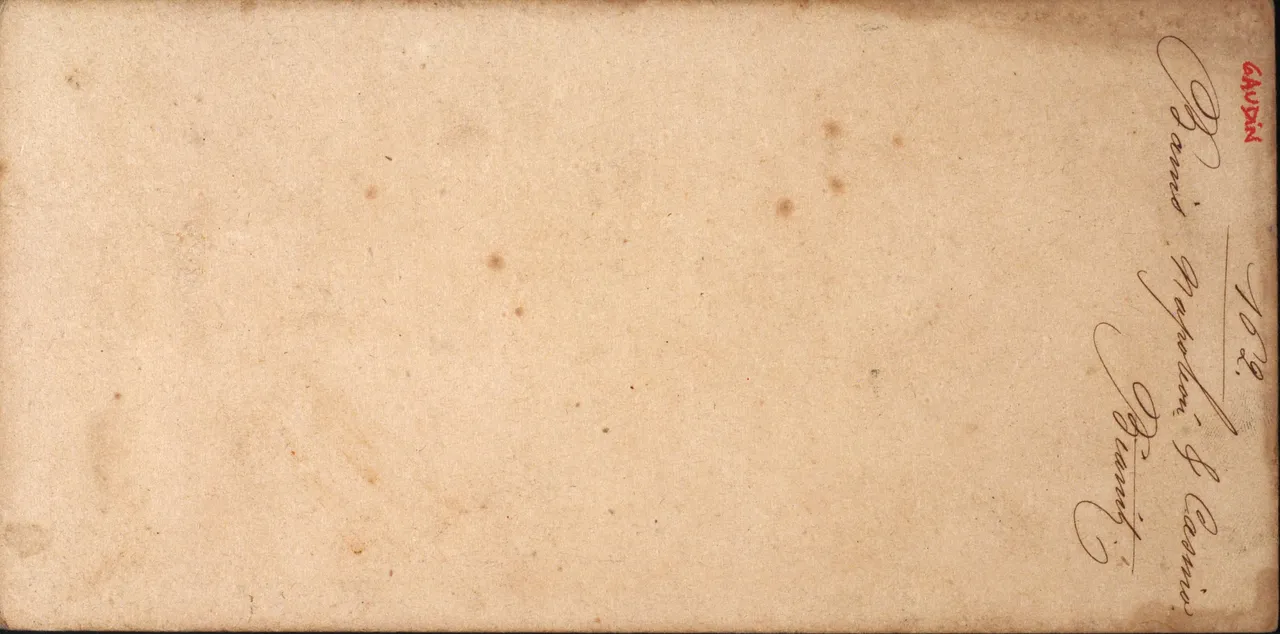 Mag6329.JPG
