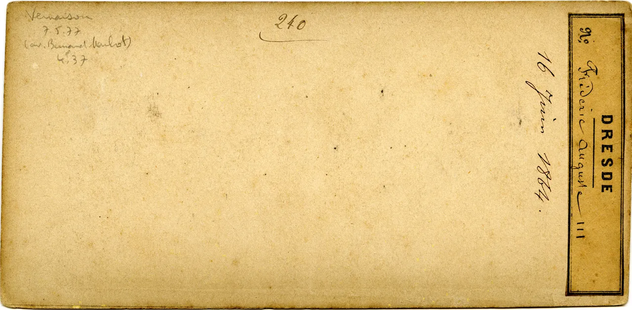 MAG3468.jpg