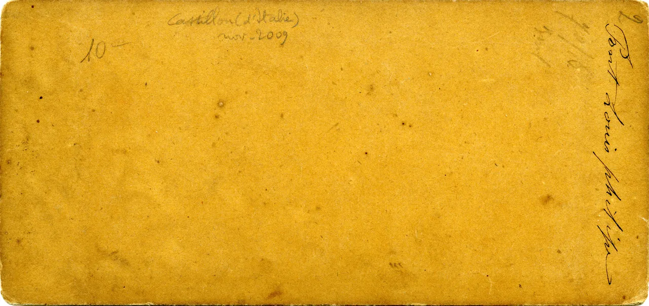 MAG3913.jpg