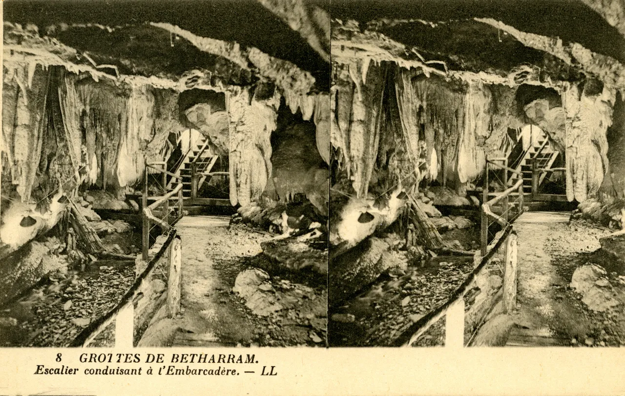 MAG4252.jpg
