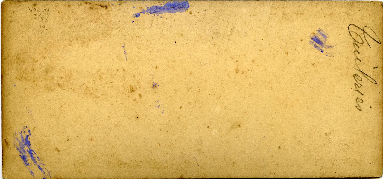MAG4548.jpg